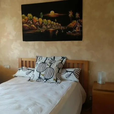 Appartamento Cozy, Sunny Flat 600m From Beach, 20 Mins To Bcn El Masnou